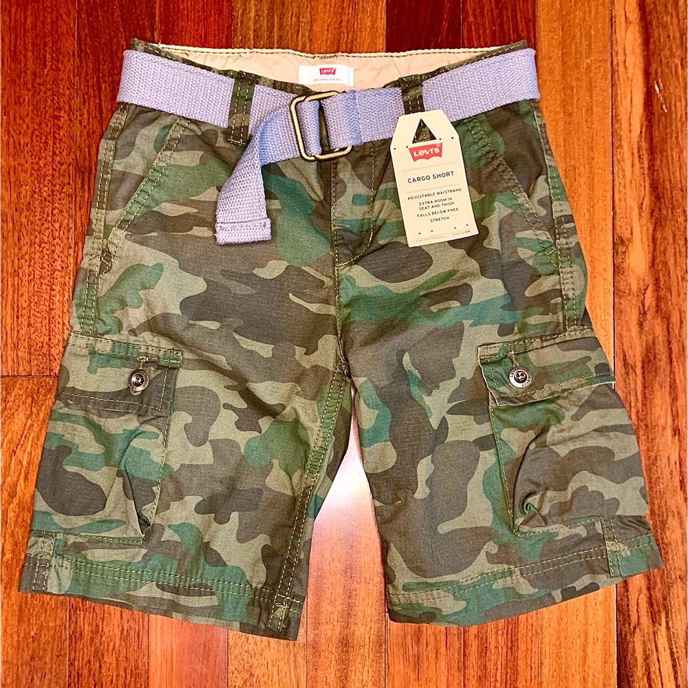 Levi’s Green Camo Cargo Short